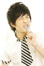 吃瓜娱乐王栎鑫是谁的孩子